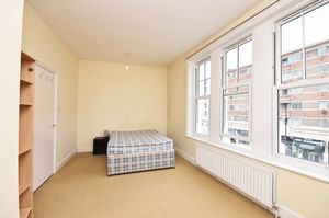 Bedroom- click for photo gallery